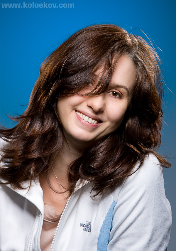 Studio portrait lighting setup (Irina)
