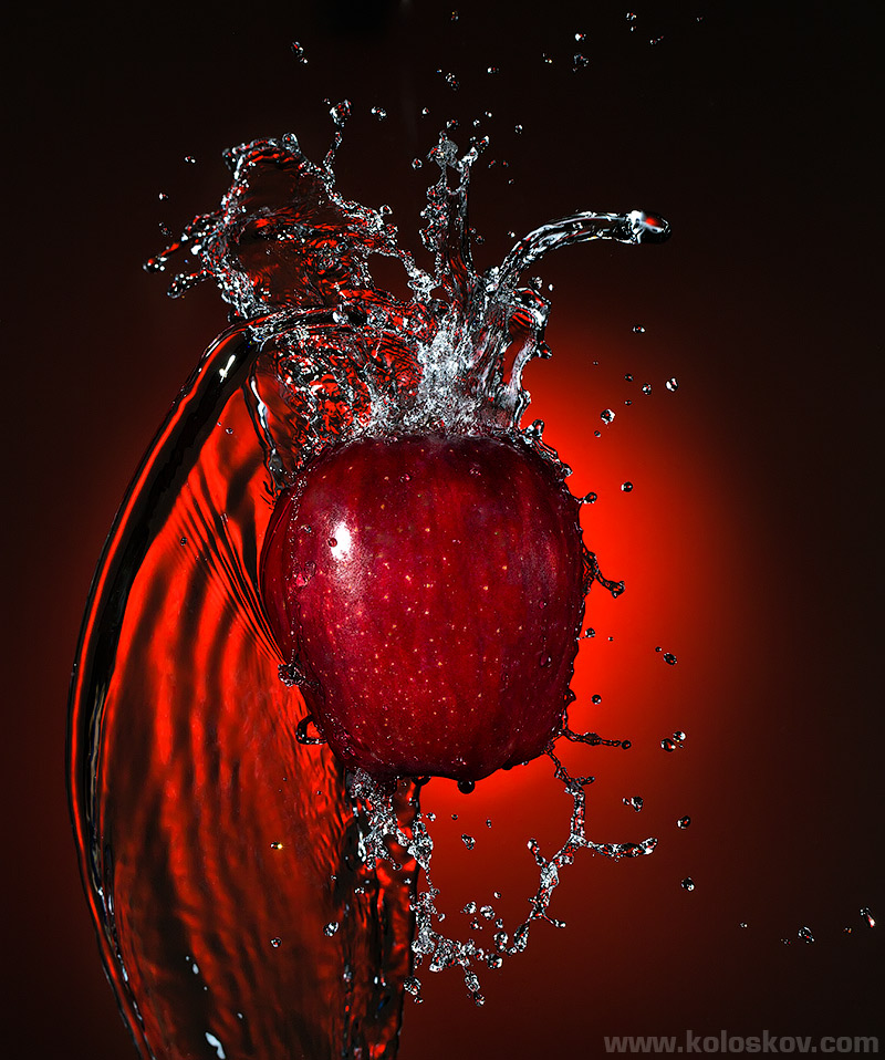 splash-photography-red-apple Water photography master class